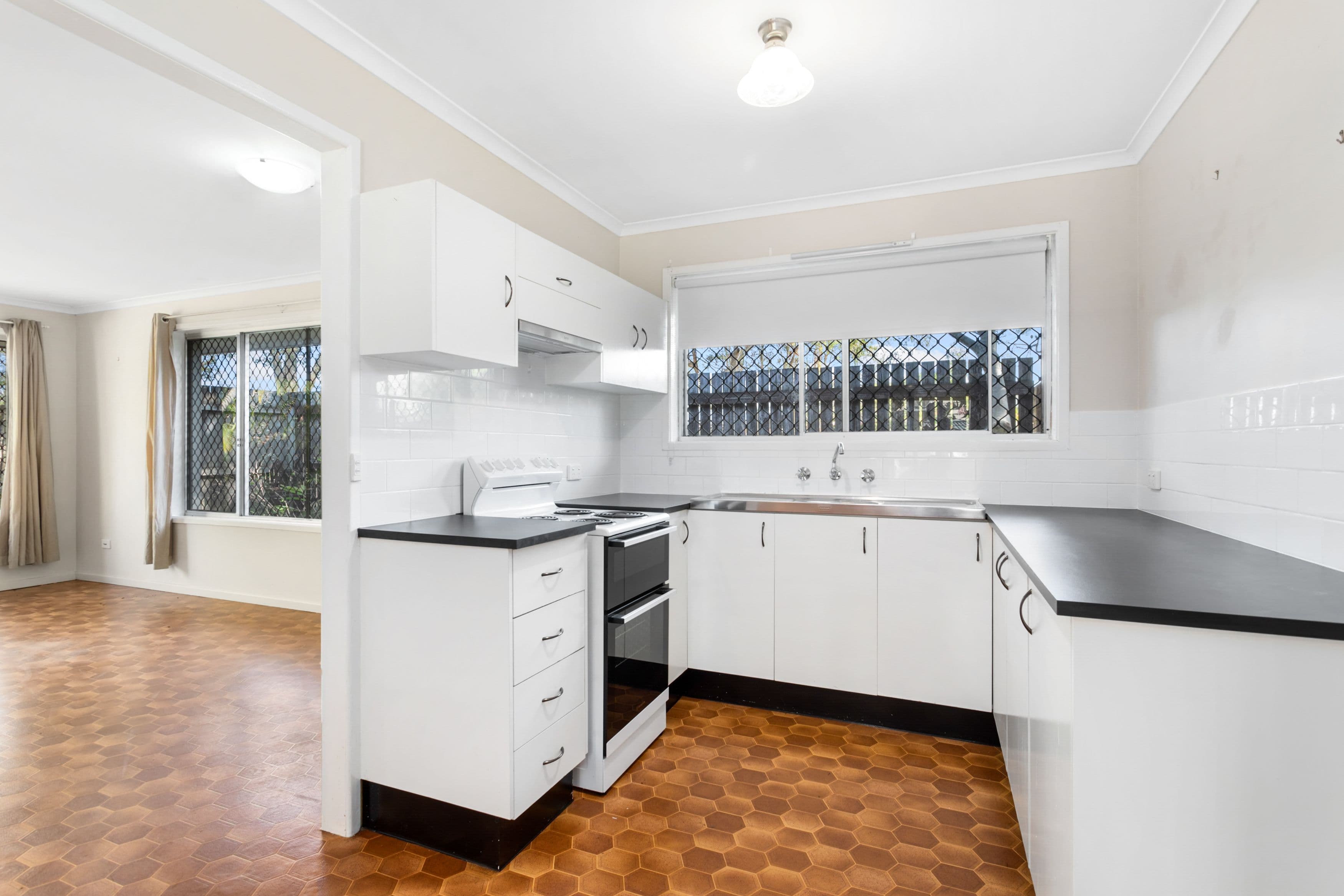 17 Fern Street, Deception Bay QLD 4508, Deception Bay - Thumbnail 5