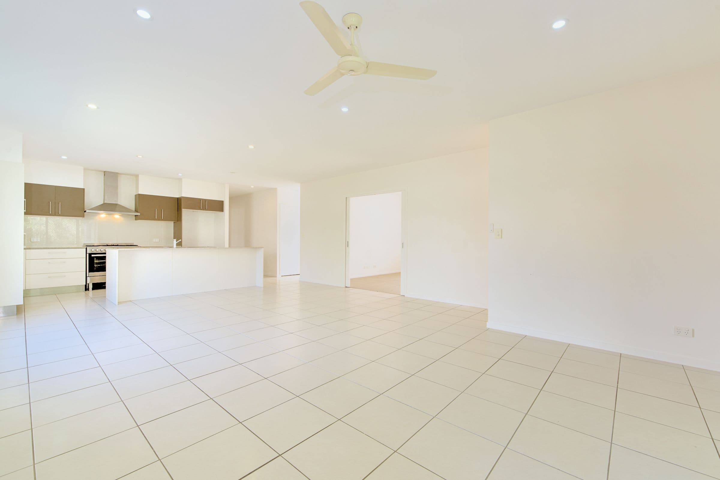 23 Telopea Place, Kirkwood QLD 4680, Kirkwood - Thumbnail 4