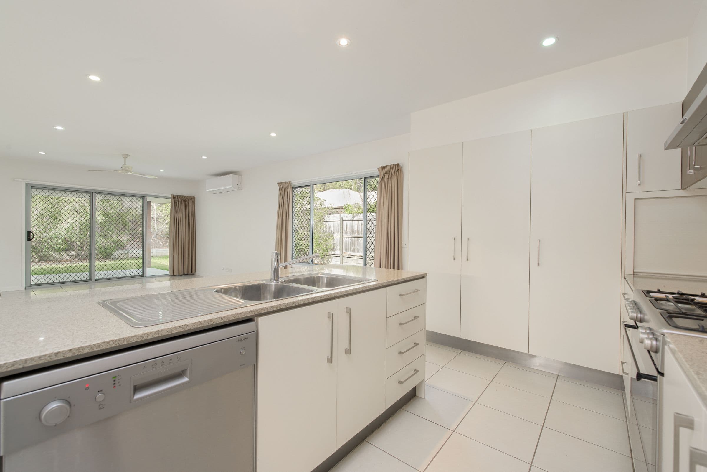 23 Telopea Place, Kirkwood QLD 4680, Kirkwood - Thumbnail 6