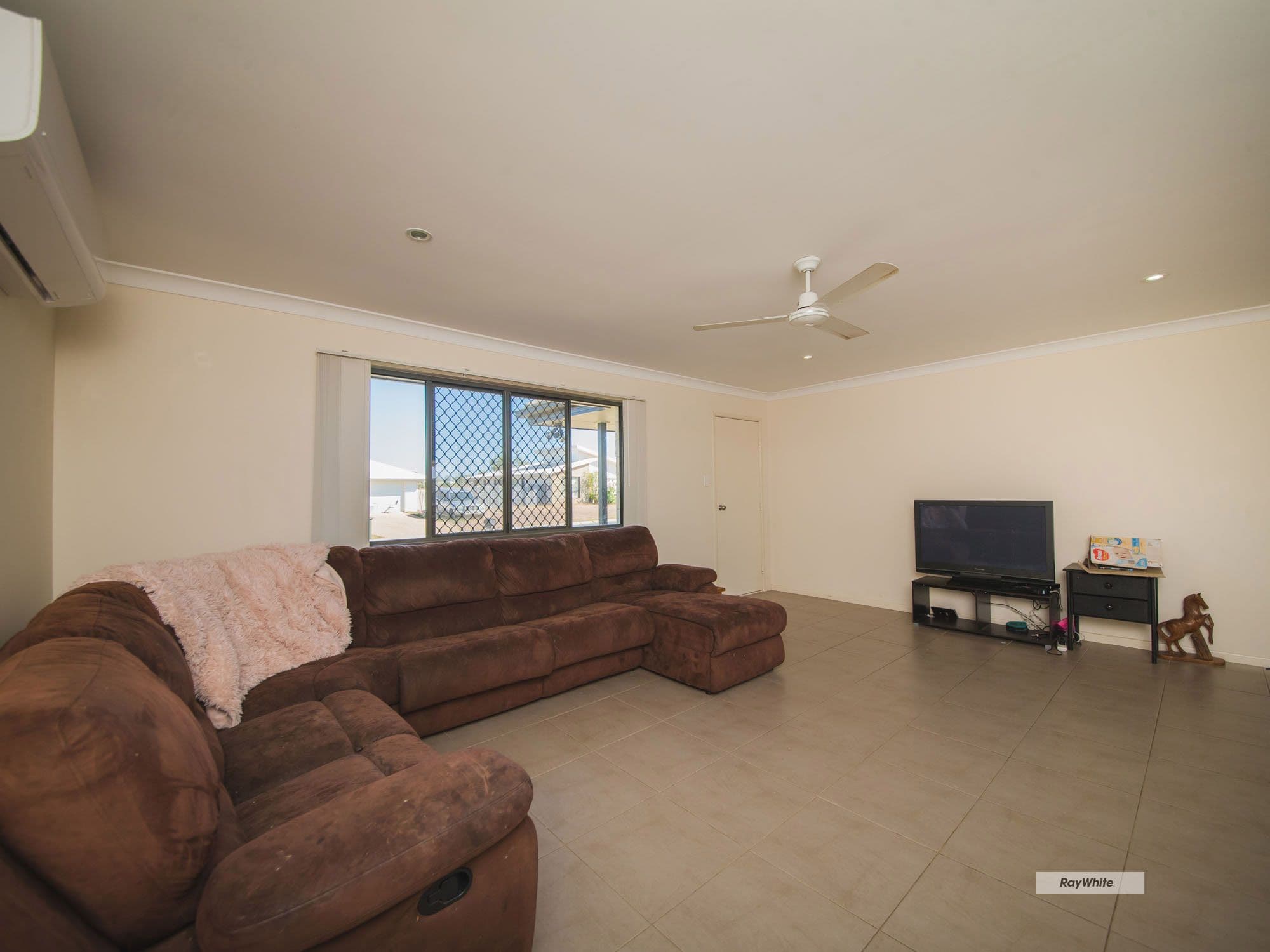 35 Justin Street, Gracemere QLD 4702, Gracemere - Thumbnail 4