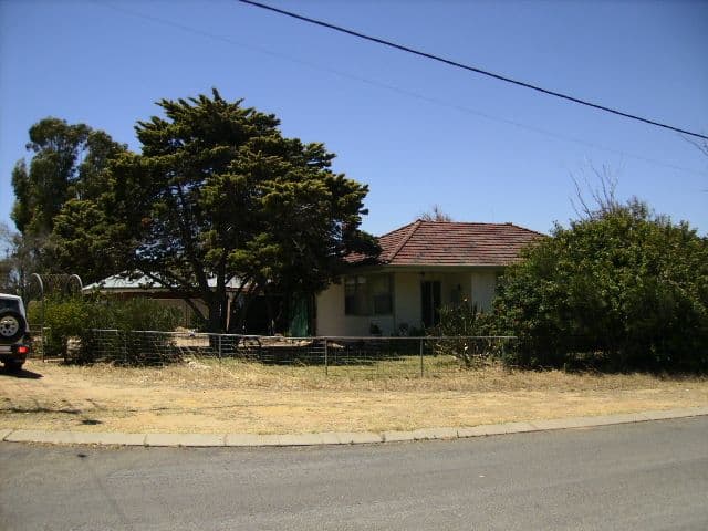 7 Crabbe Street, RANGEWAY WA 6530, Rangeway - Image 1
