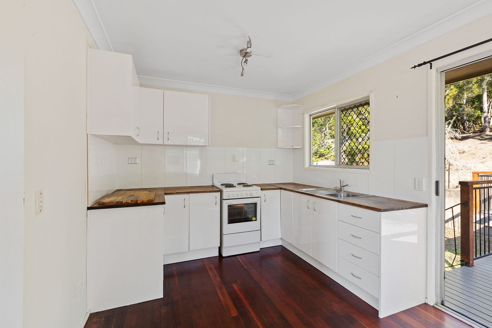 26 Verbena Street, Mount Gravatt QLD 4122, Mount Gravatt - Thumbnail 7