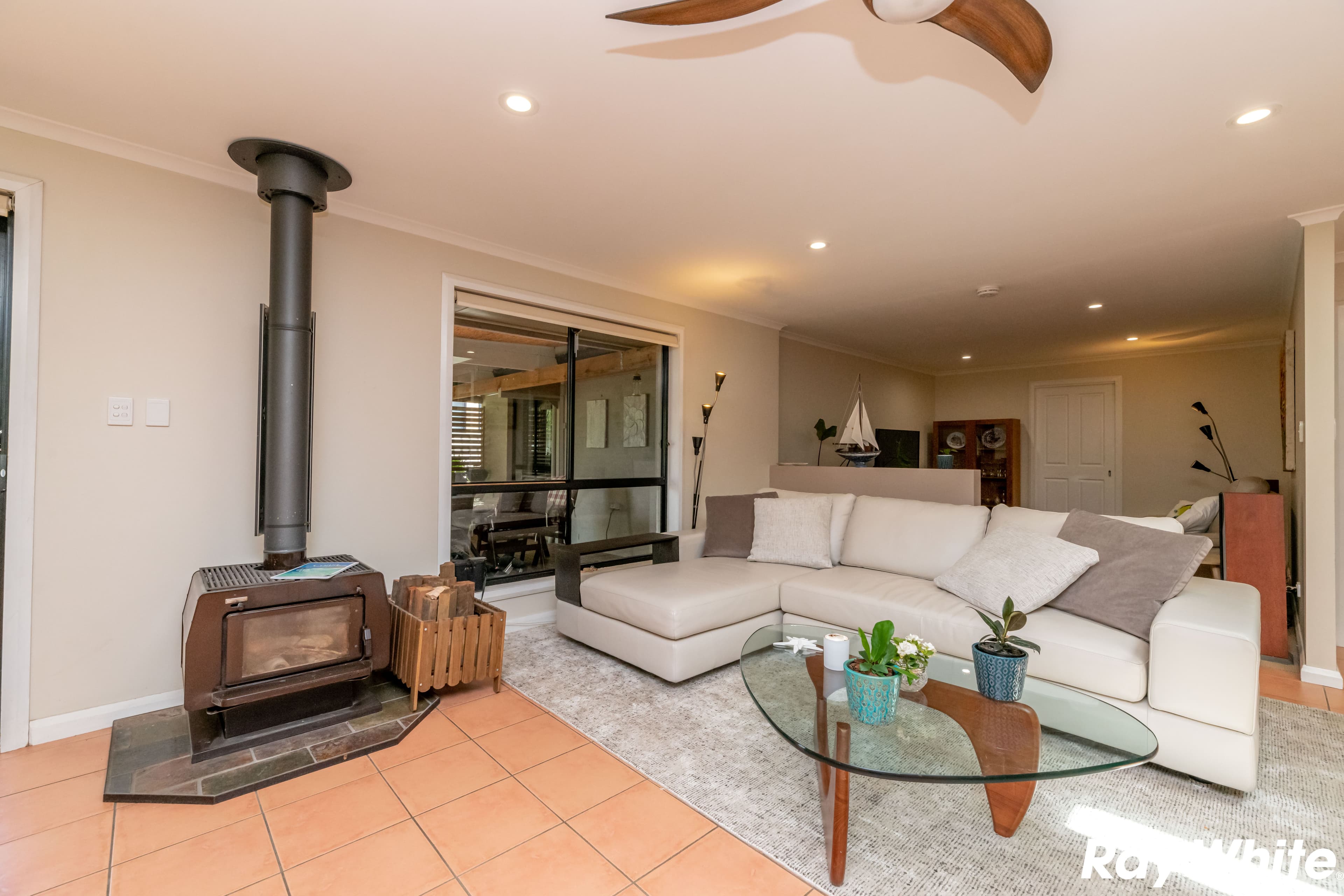 12 Windsor Street, Tarbuck Bay NSW 2428, Tarbuck Bay - Thumbnail 2