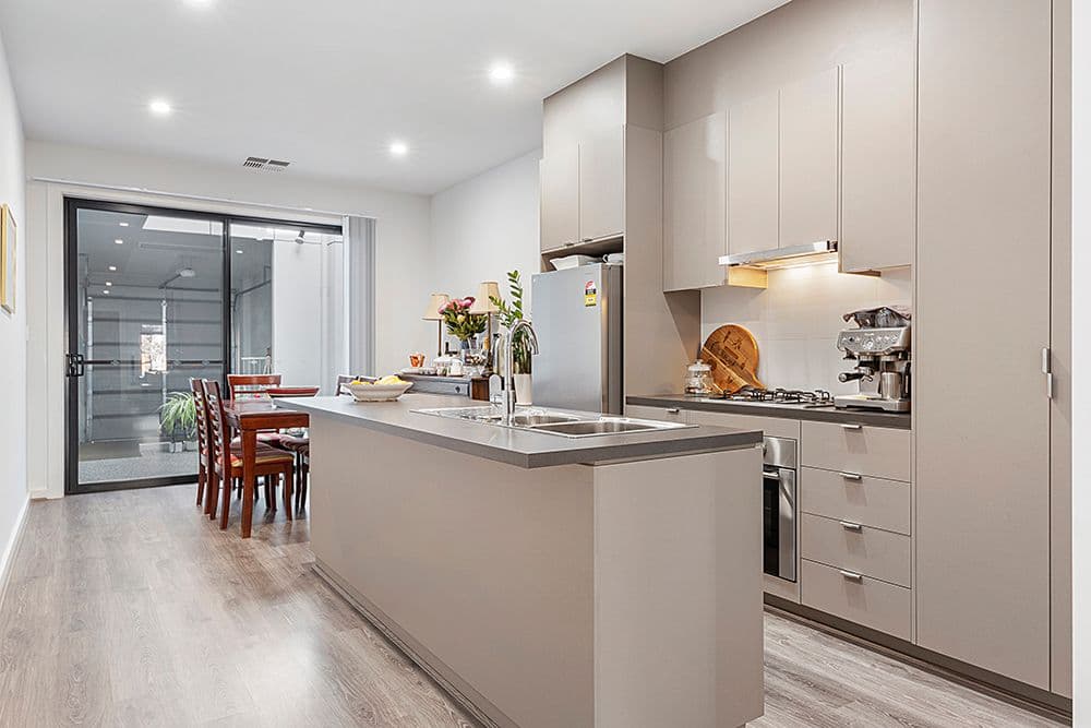 10 Henry Street, TONSLEY SA 5042, Tonsley - Thumbnail 2