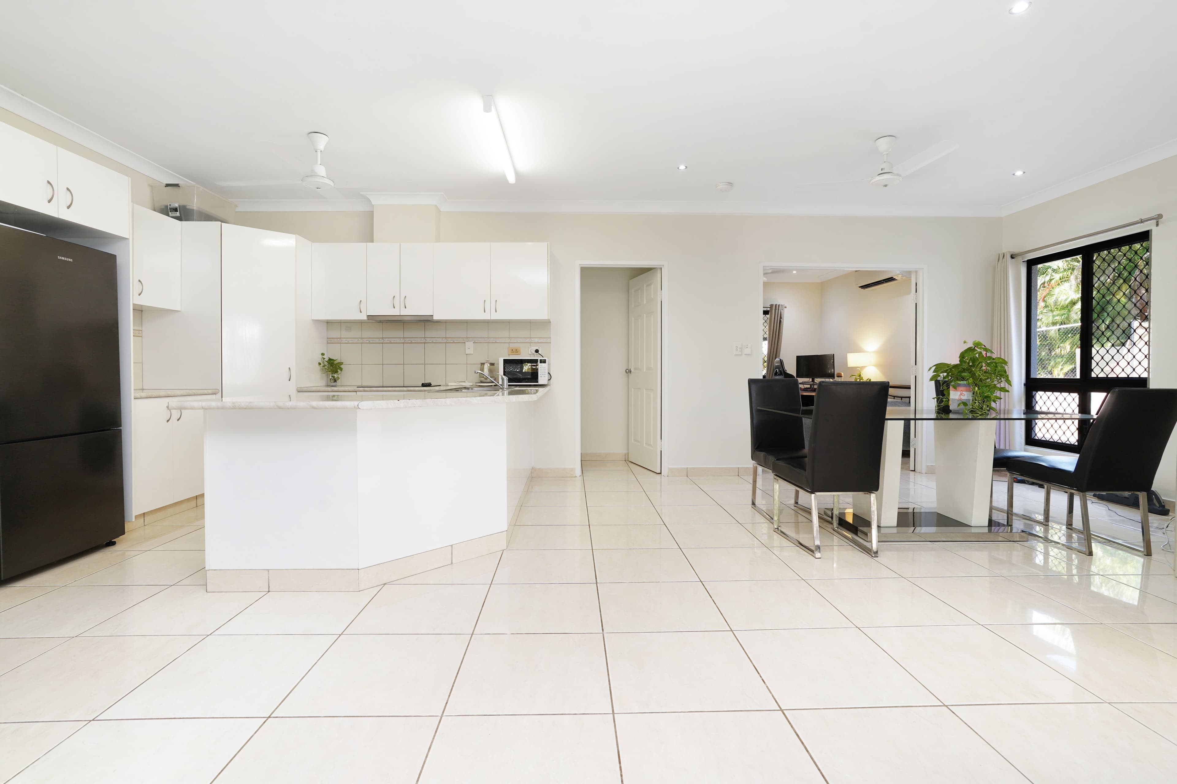 4 Yirra Crescent, Rosebery NT 0832, Rosebery - Thumbnail 3