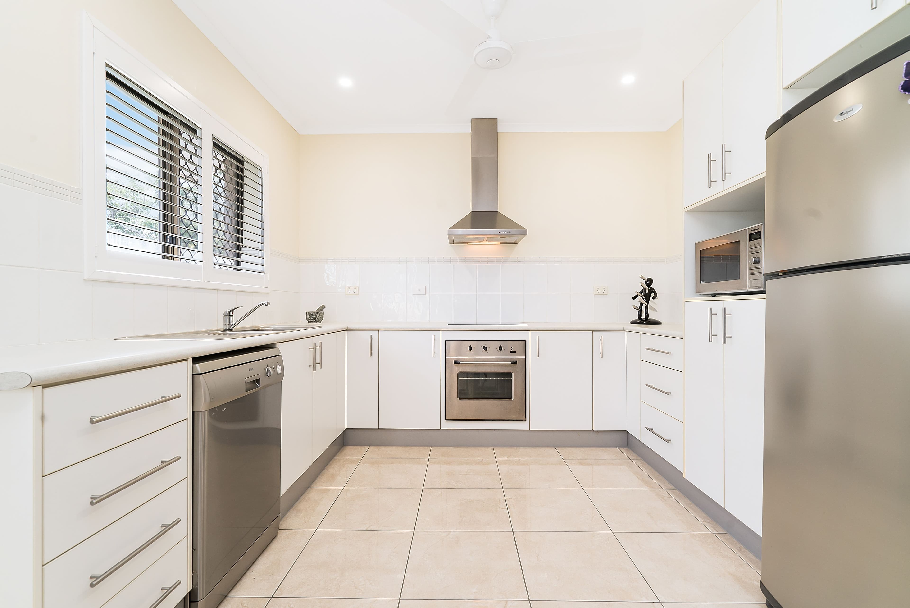 6 Beagle Street, Larrakeyah NT 0820, Larrakeyah - Image 1