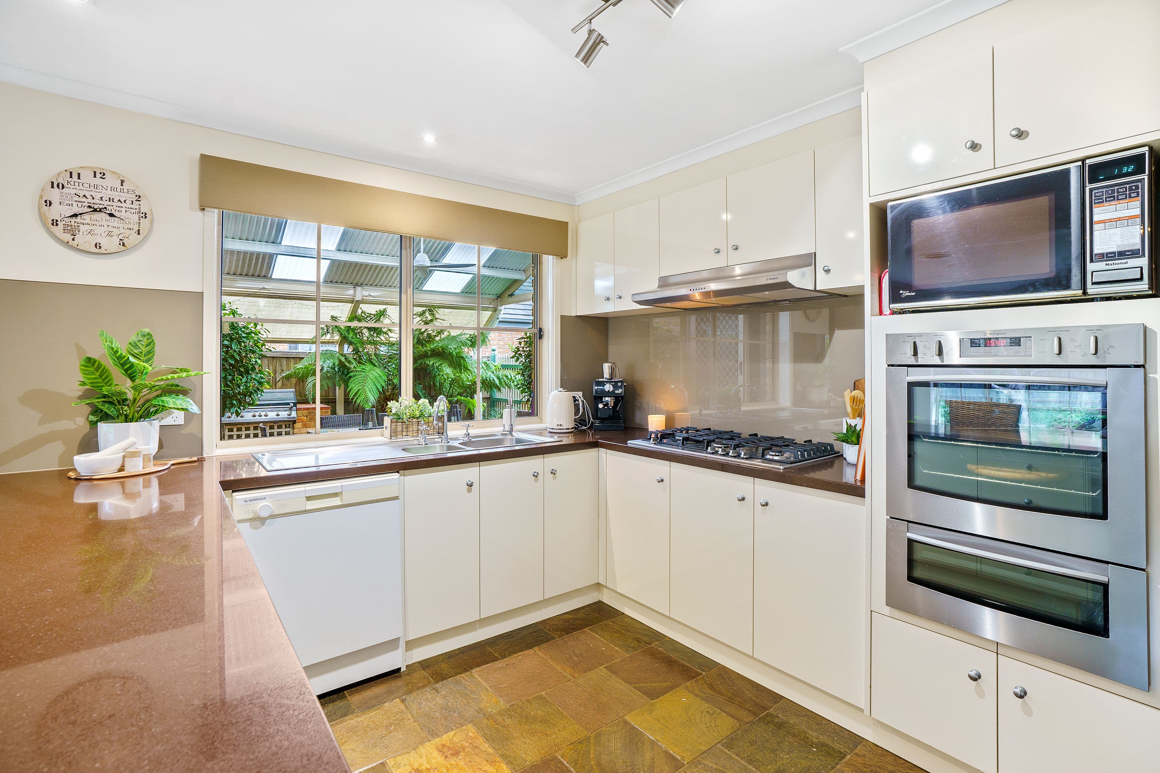 427 Dandelion Drive, Rowville VIC 3178, Rowville - Thumbnail 3