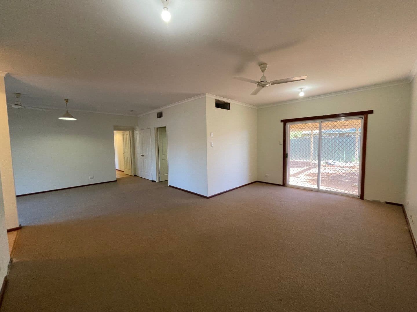 2 Lathwell Close, Nickol WA 6714, Nickol - Thumbnail 3