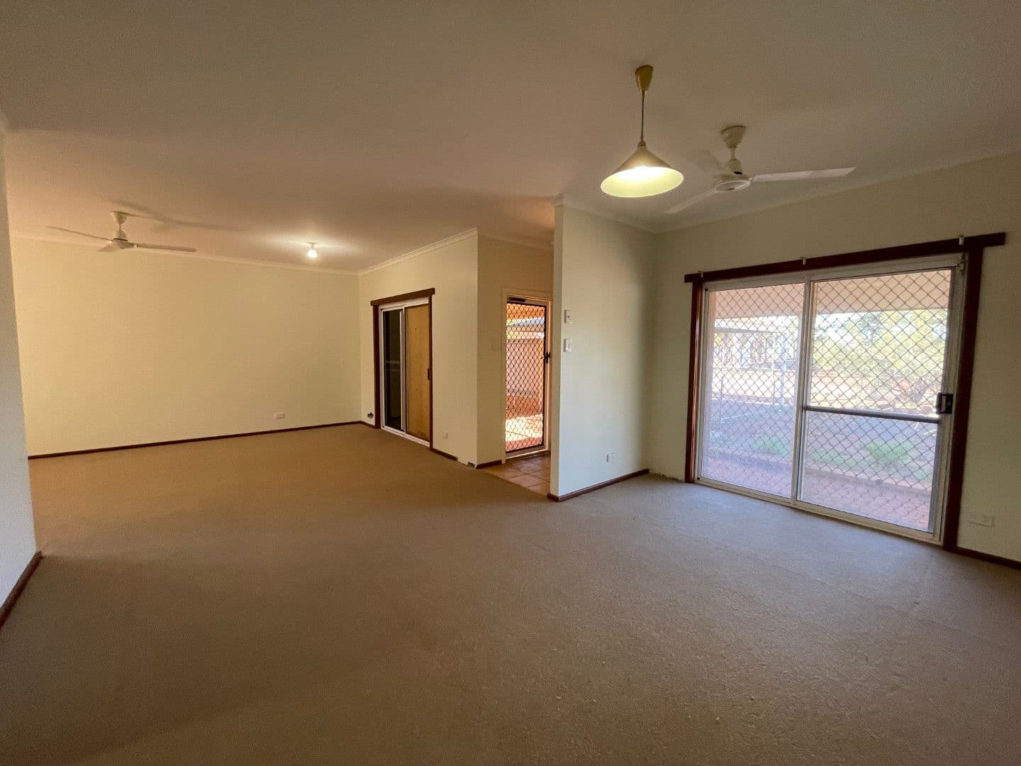 2 Lathwell Close, Nickol WA 6714, Nickol - Thumbnail 6