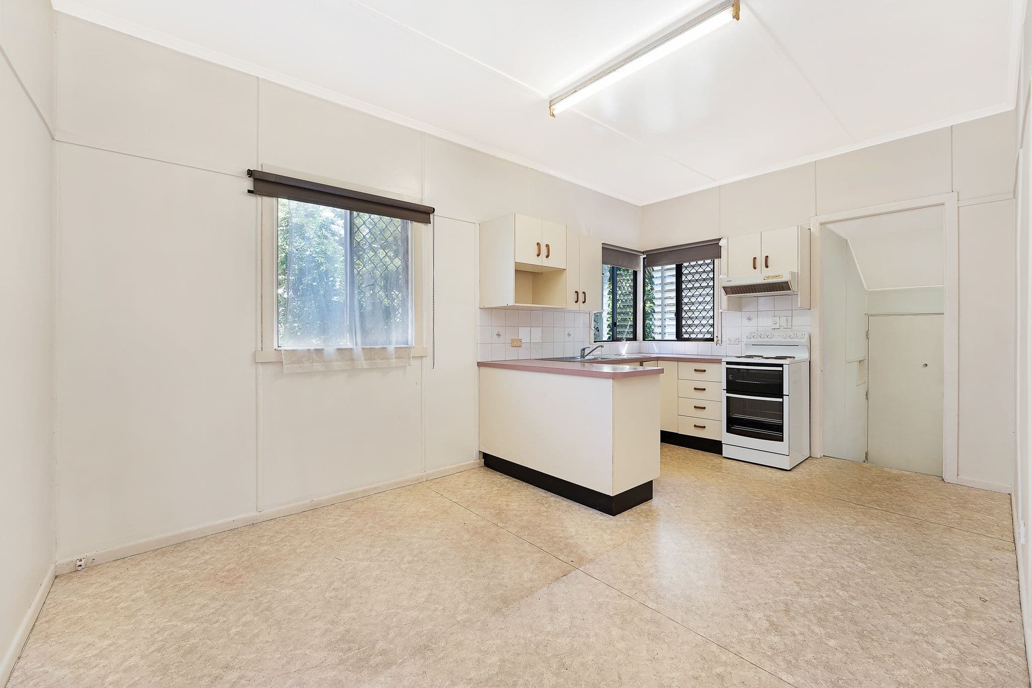 49 Elizabeth Avenue, Clontarf QLD 4019, Clontarf - Thumbnail 6