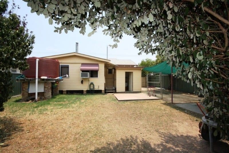 52 Stewart Avenue, WARWICK QLD 4370, Warwick - Thumbnail 3