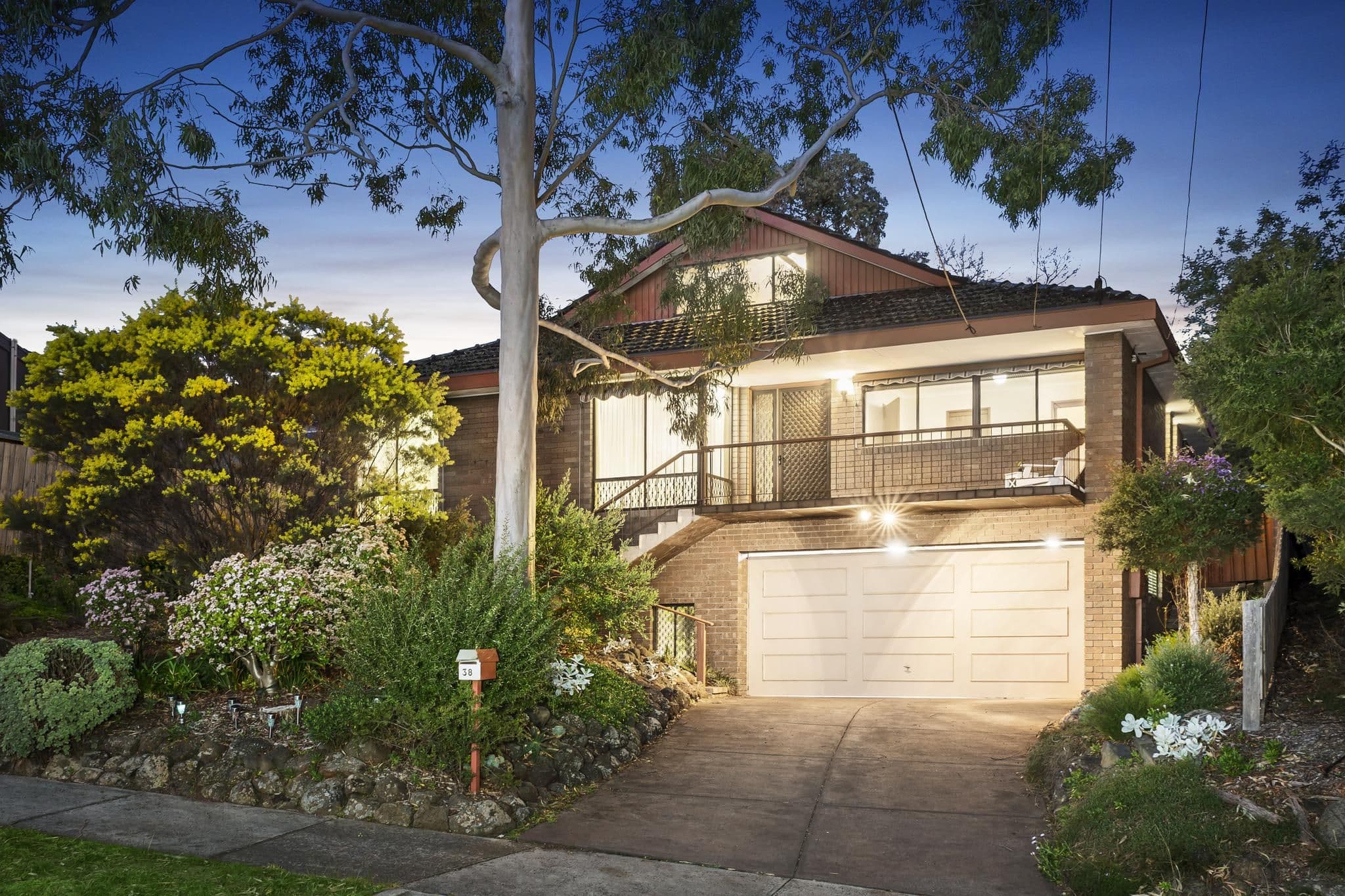 38 Eamon Drive, Viewbank VIC 3084, Viewbank - Image 1