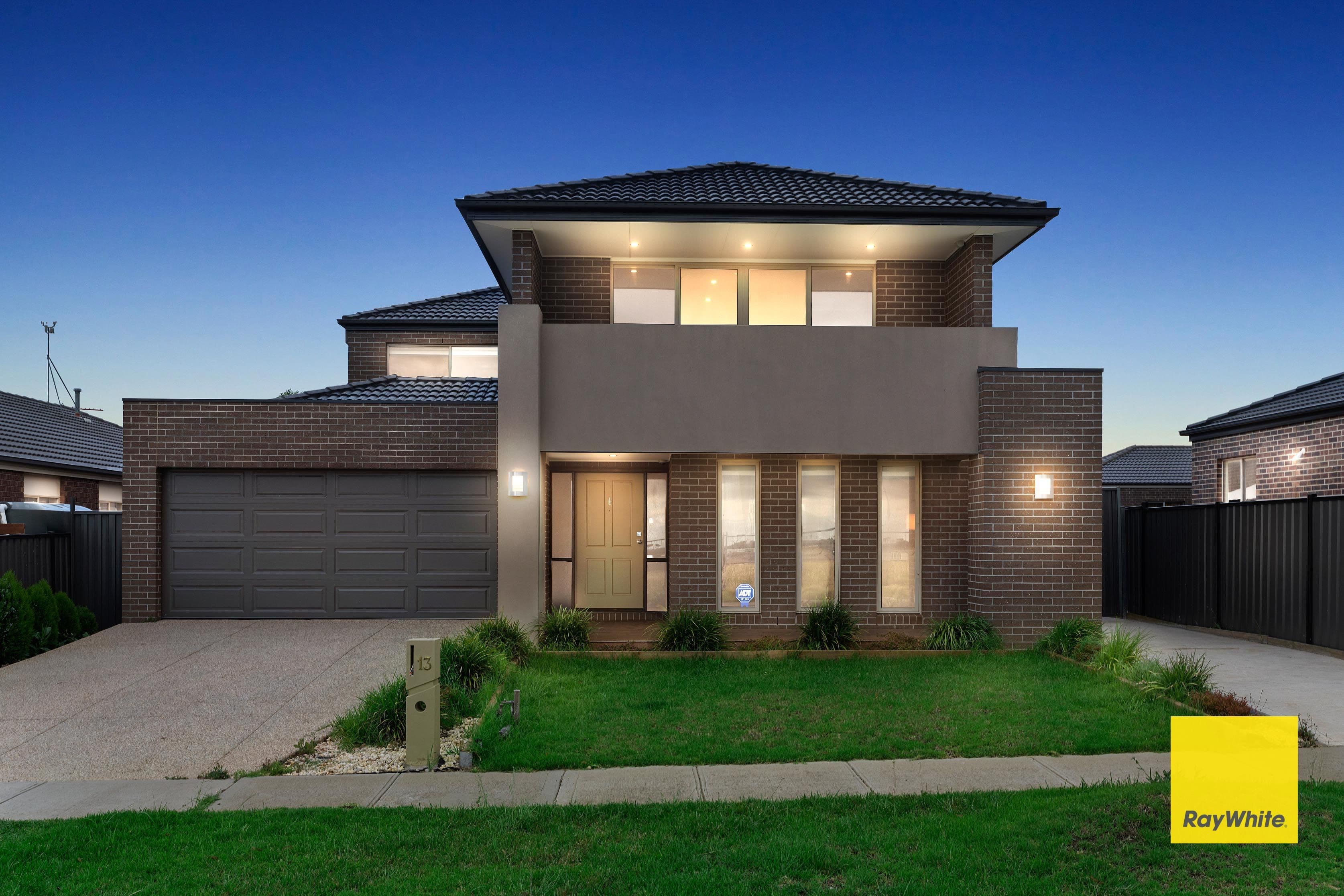13 Solitaire Way, Tarneit VIC 3029, Tarneit - Image 1