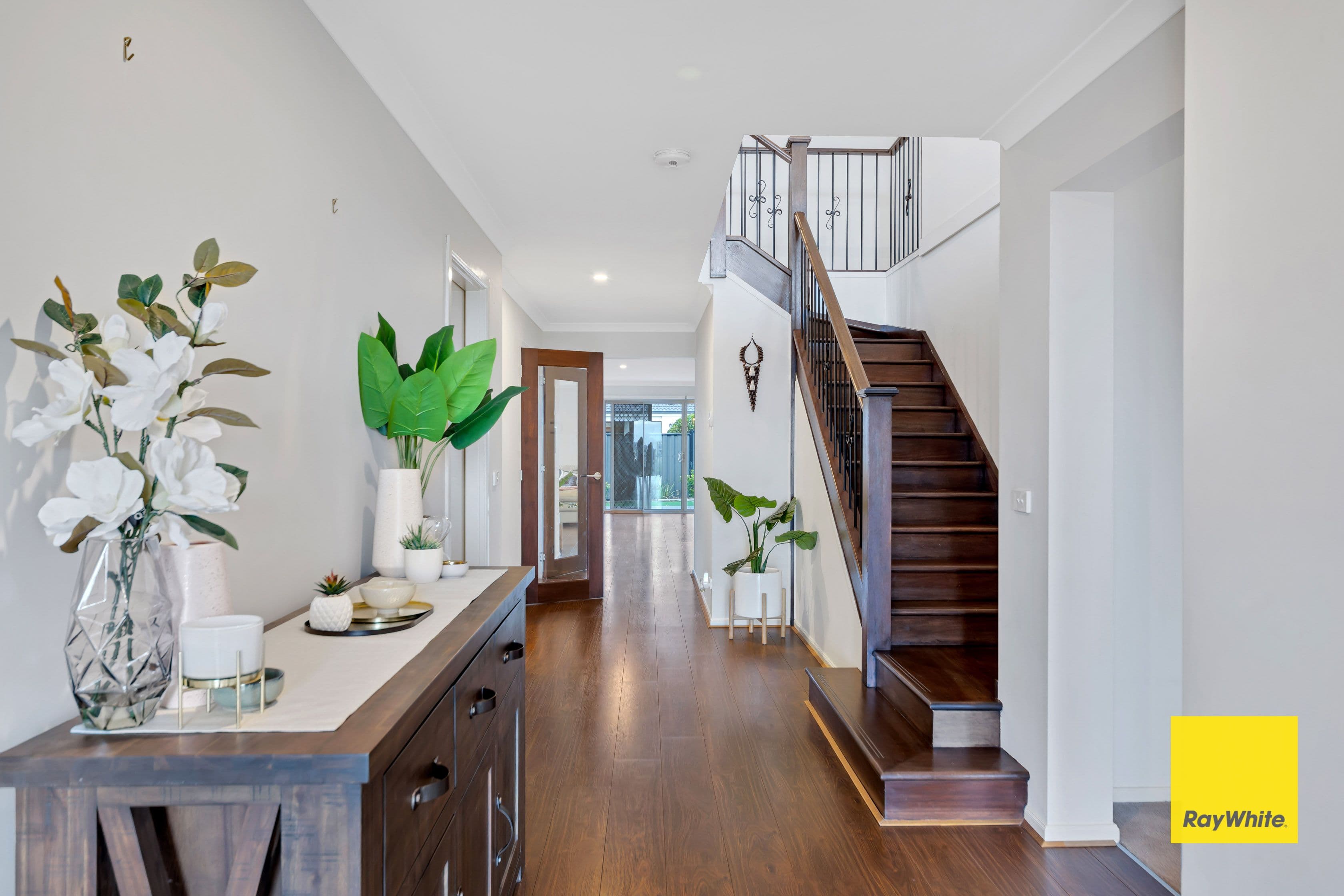 13 Solitaire Way, Tarneit VIC 3029, Tarneit - Thumbnail 2