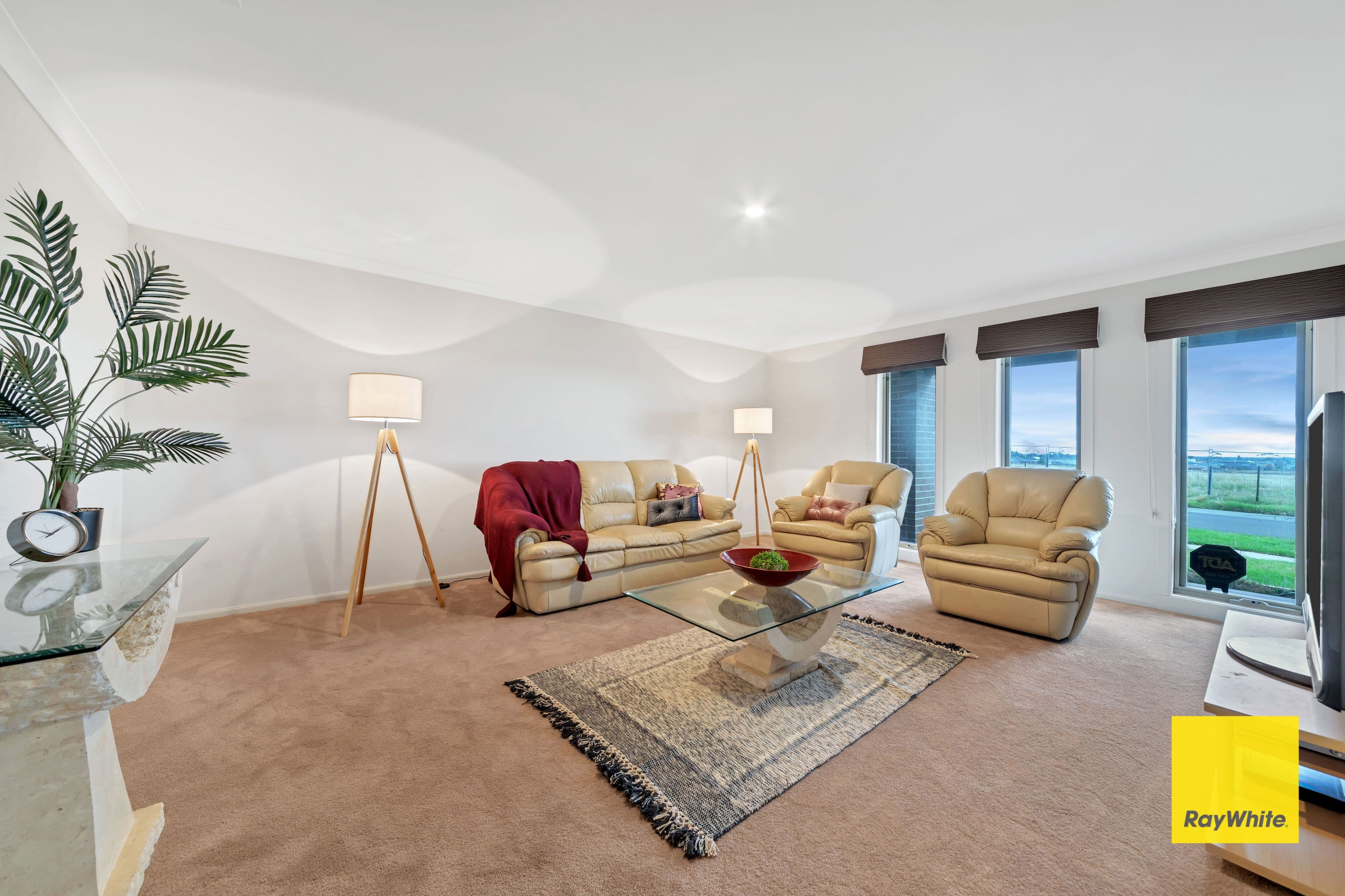 13 Solitaire Way, Tarneit VIC 3029, Tarneit - Thumbnail 3