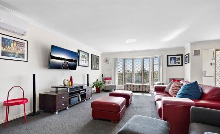15 Manor Crescent, Wakerley QLD 4154, Wakerley - Thumbnail 4