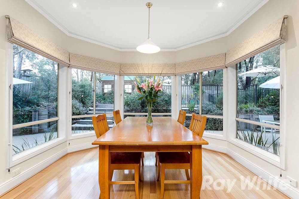 35 Bunker Crescent, Glen Waverley VIC 3150, Glen Waverley - Thumbnail 5