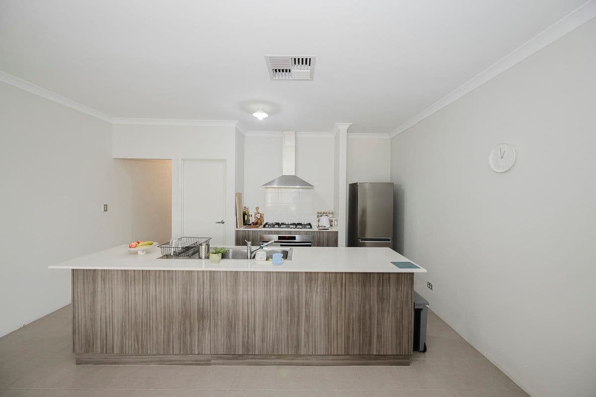 95 Cinnabar Drive, Eglinton WA 6034, Eglinton - Thumbnail 5