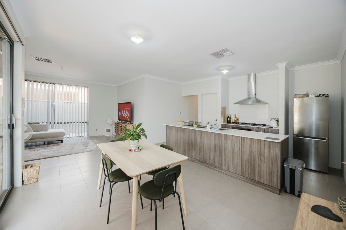 95 Cinnabar Drive, Eglinton WA 6034, Eglinton - Thumbnail 6