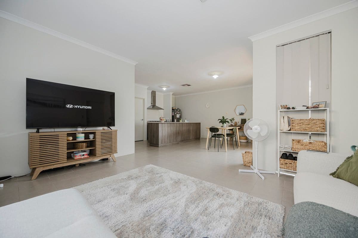 95 Cinnabar Drive, Eglinton WA 6034, Eglinton - Thumbnail 8