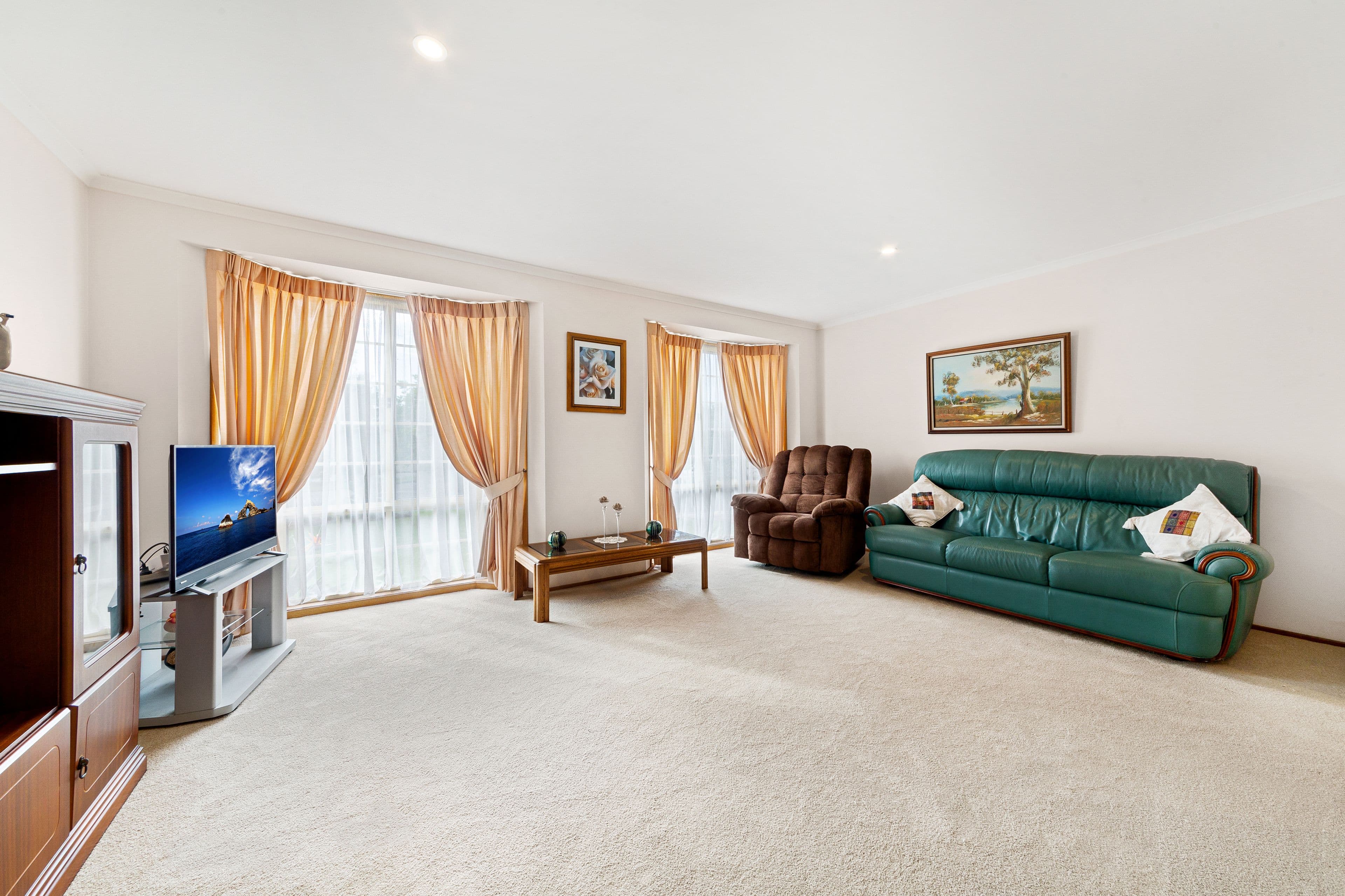 1a The Crescent, Blue Bay NSW 2261, Blue Bay - Thumbnail 2