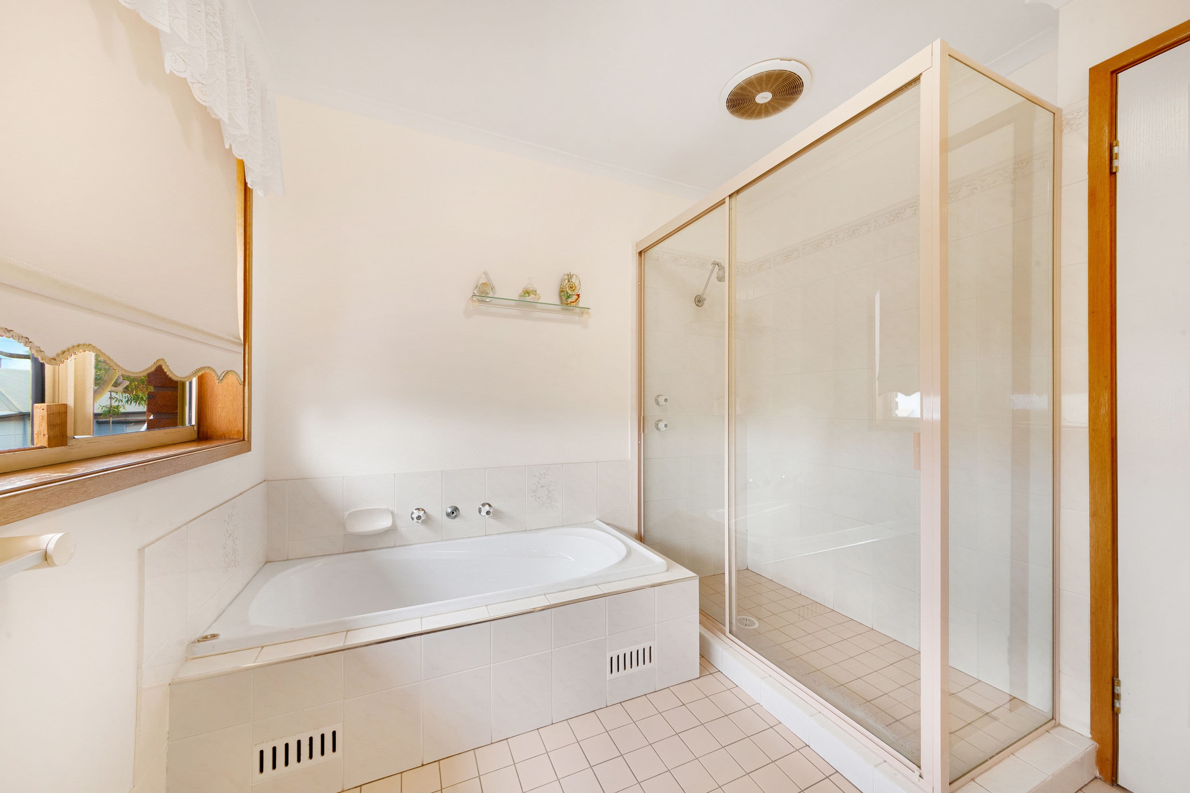 1a The Crescent, Blue Bay NSW 2261, Blue Bay - Thumbnail 8
