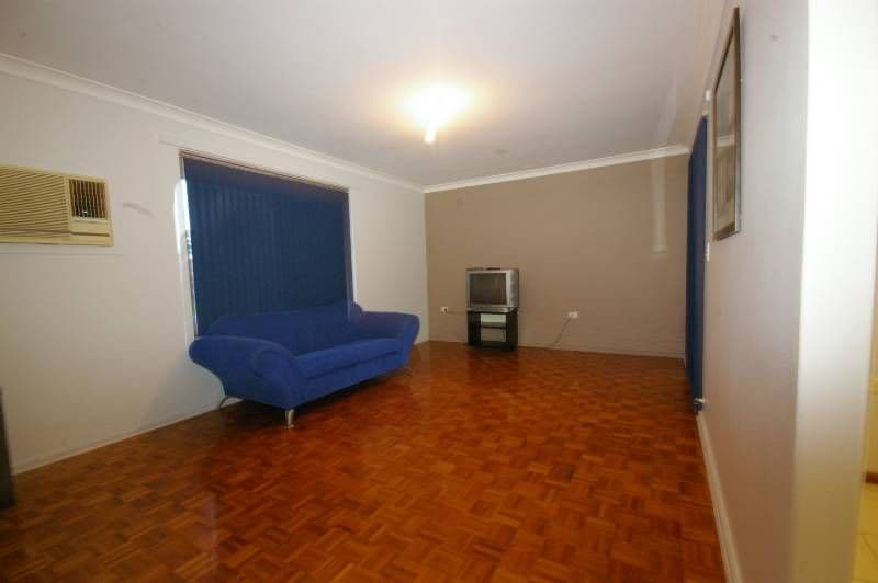 23 MacAlister Gardens, MIRRABOOKA WA 6061, Mirrabooka - Thumbnail 2