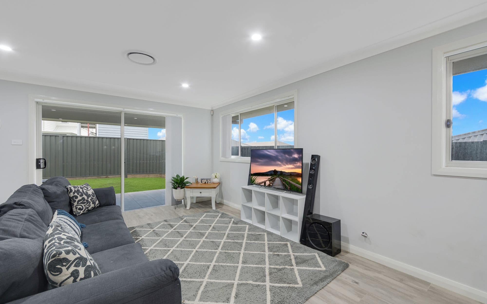 37 Jennings Crescent, Spring Farm NSW 2570, Spring Farm - Thumbnail 5