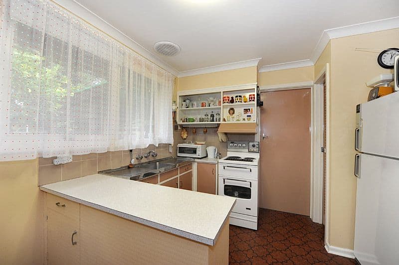 28 St Davids Drive, WANTIRNA VIC 3152, Wantirna - Thumbnail 6