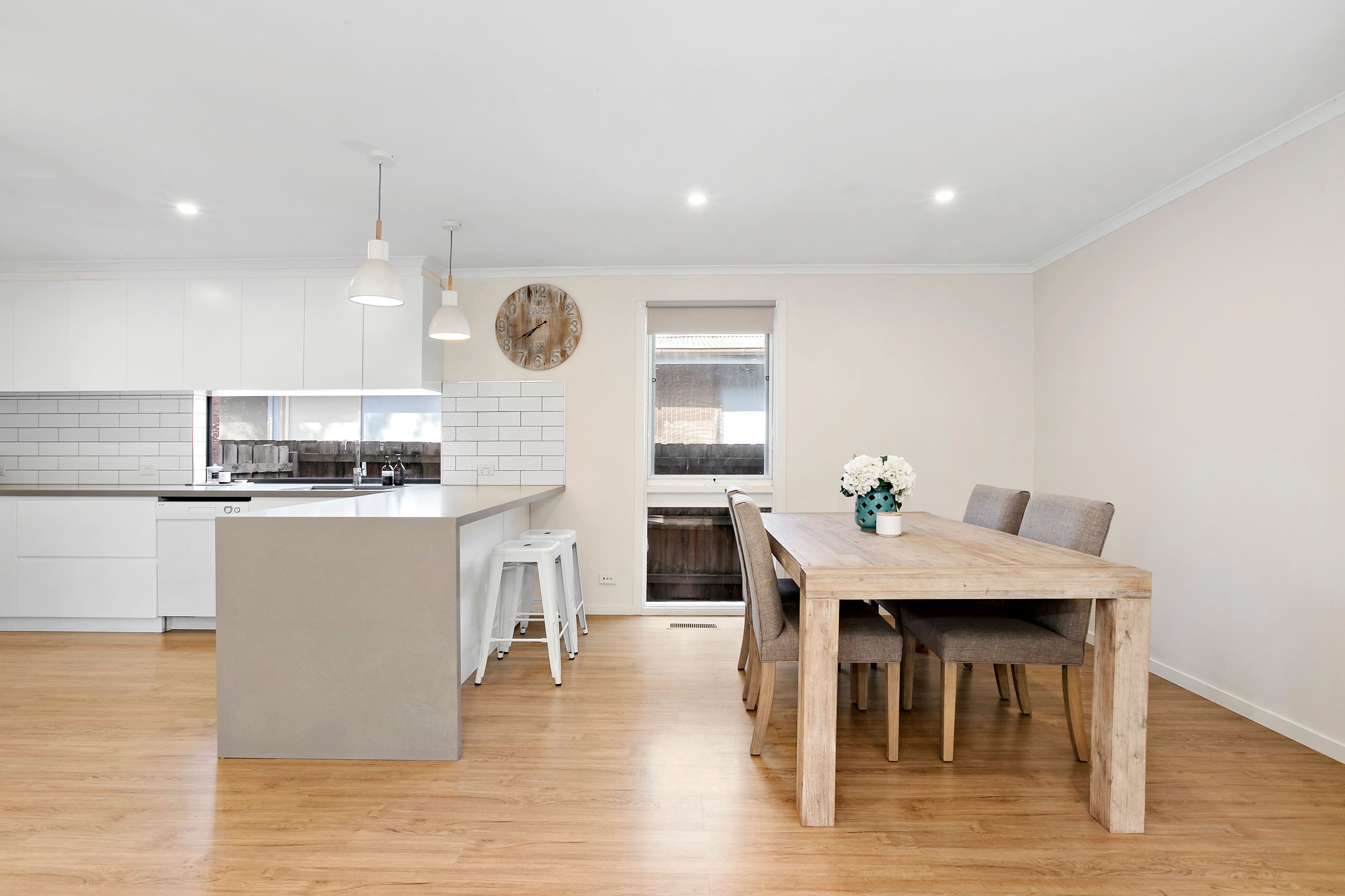 7 Taverner Square, Frankston VIC 3199, Frankston - Thumbnail 3