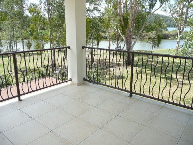 19 Brittany Drive, OXENFORD QLD 4210, Oxenford - Thumbnail 6