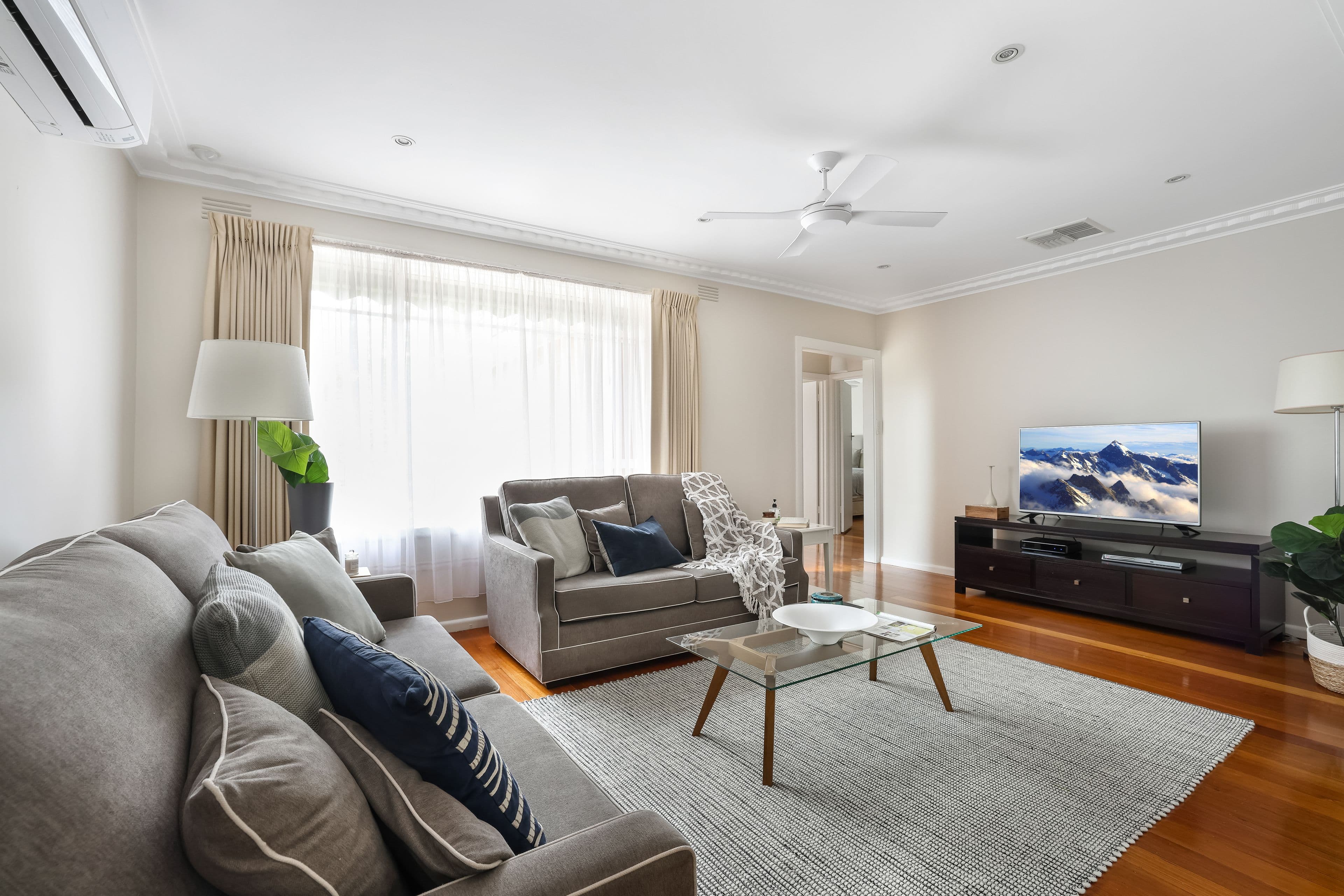 86 Valley Crescent, Glenroy VIC 3046, Glenroy - Thumbnail 2