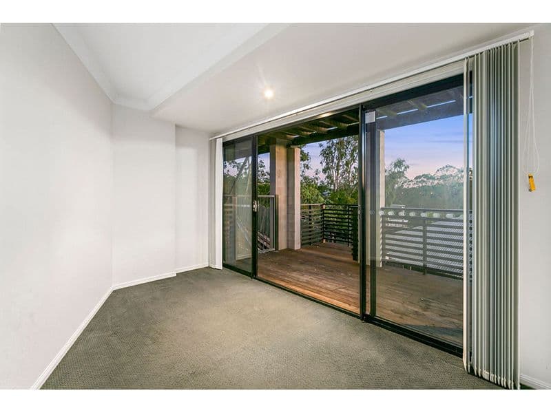 59 Roseglen Street, Greenslopes QLD 4120, Greenslopes - Thumbnail 8