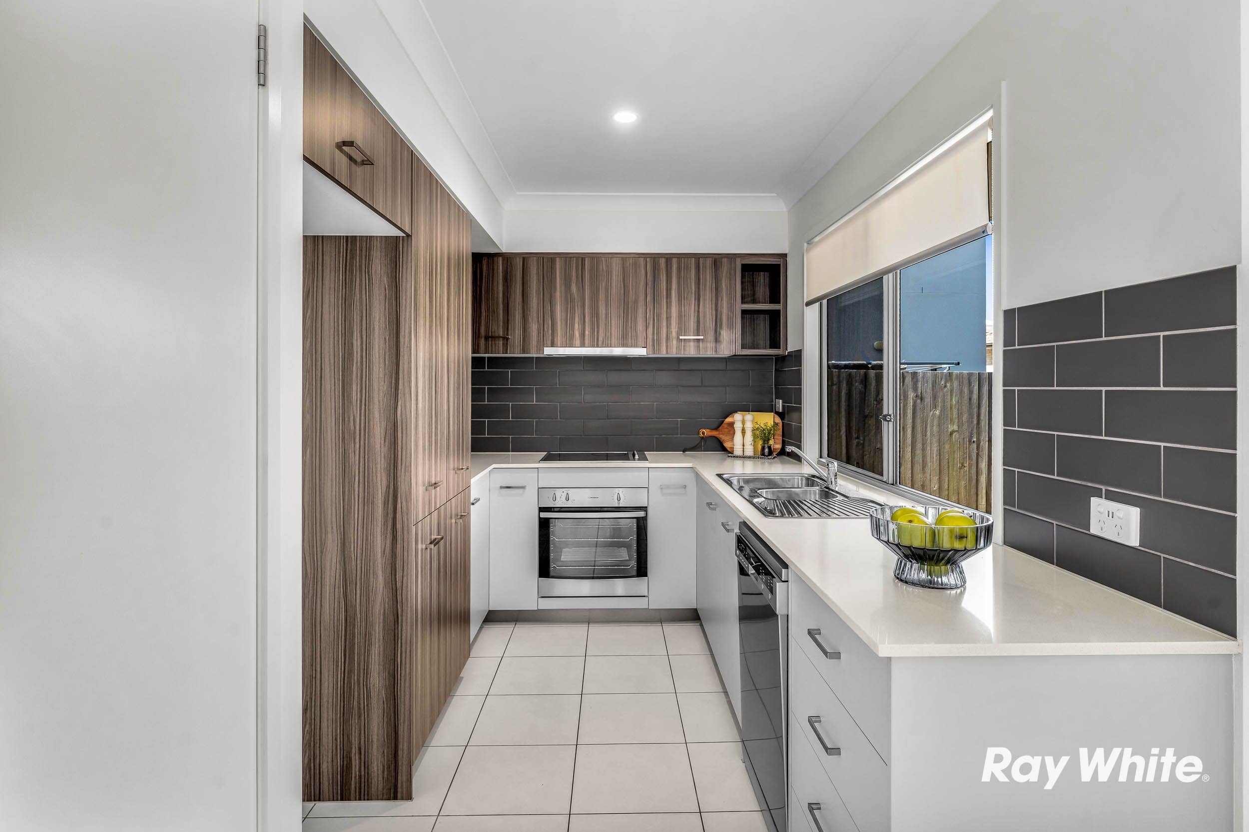 46 Seashell Avenue, Coomera QLD 4209, Coomera - Thumbnail 2