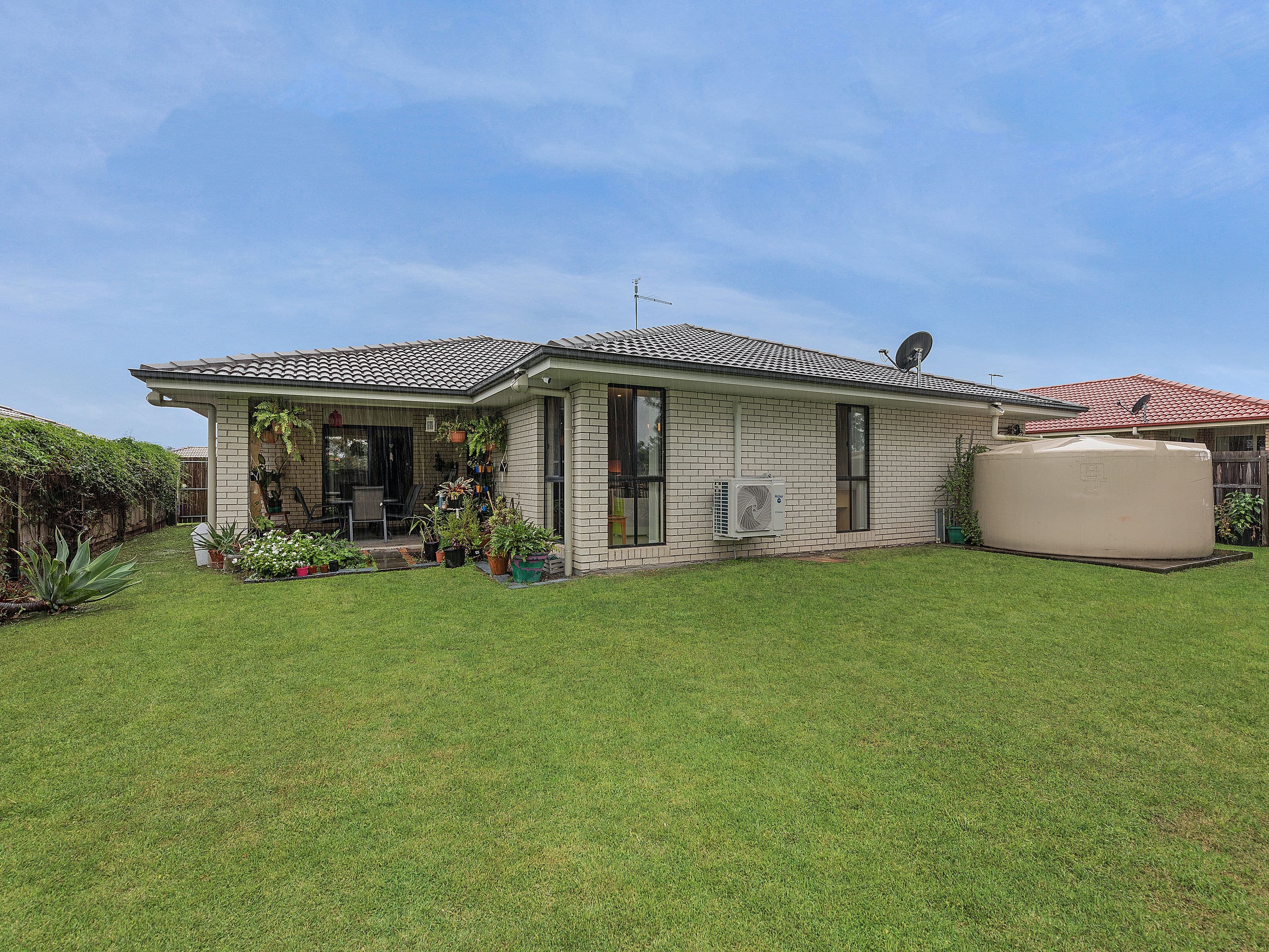 17 Walnut Crescent, Lowood QLD 4311, Lowood - Thumbnail 2