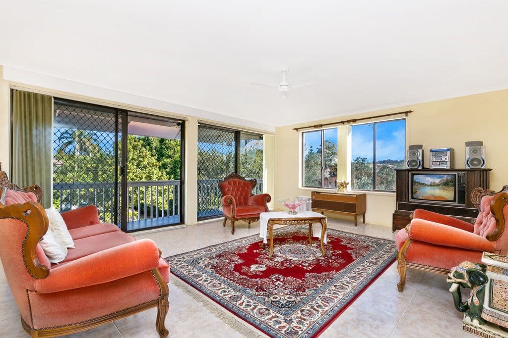 4 Ferraro Close, Edensor Park NSW 2176, Edensor Park - Thumbnail 4