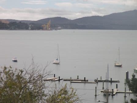 135 Flinders Street, BEAUTY POINT TAS 7270, Beauty Point - Thumbnail 2
