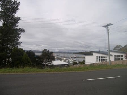 135 Flinders Street, BEAUTY POINT TAS 7270, Beauty Point - Thumbnail 3