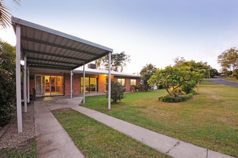 24 Wambiri Street, CANNONVALE QLD 4802, Cannonvale - Image 1