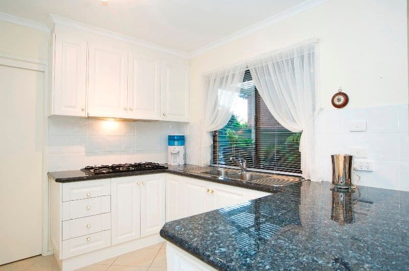 4 Exeter Close, TEMPLESTOWE LOWER VIC 3107, Templestowe Lower - Thumbnail 7