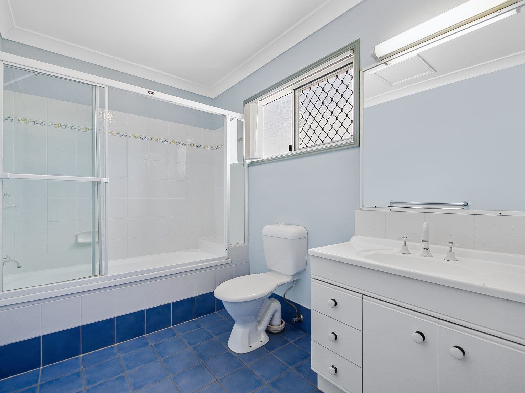 11 Trevally Crescent, Manly West QLD 4179, Manly West - Thumbnail 4