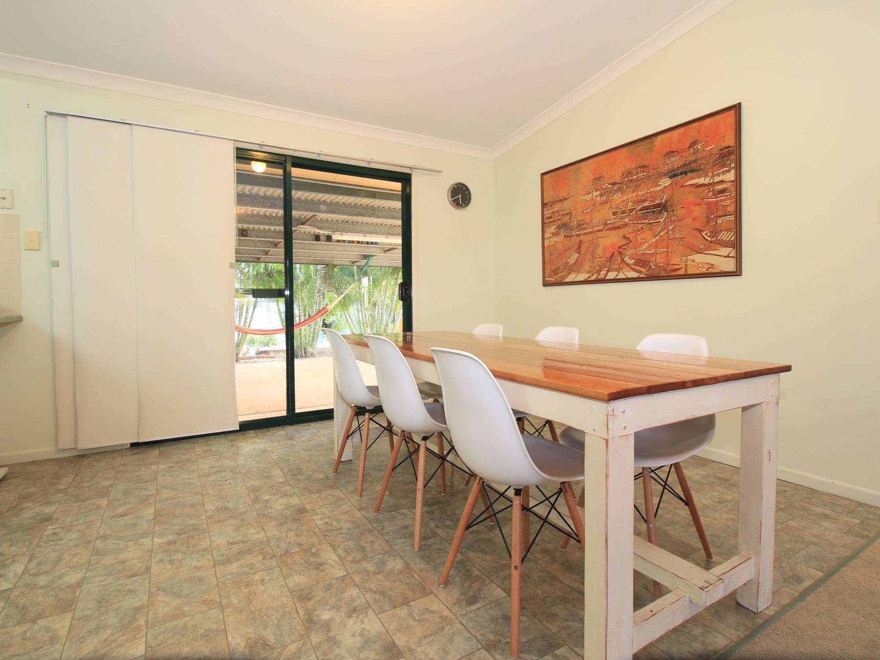 12 Cowan Crescent, Emerald QLD 4720, Emerald - Thumbnail 4