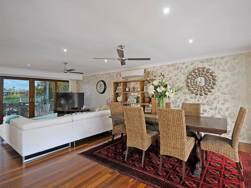 5 Savoy Drive, BROADBEACH WATERS QLD 4218, Broadbeach Waters - Thumbnail 5