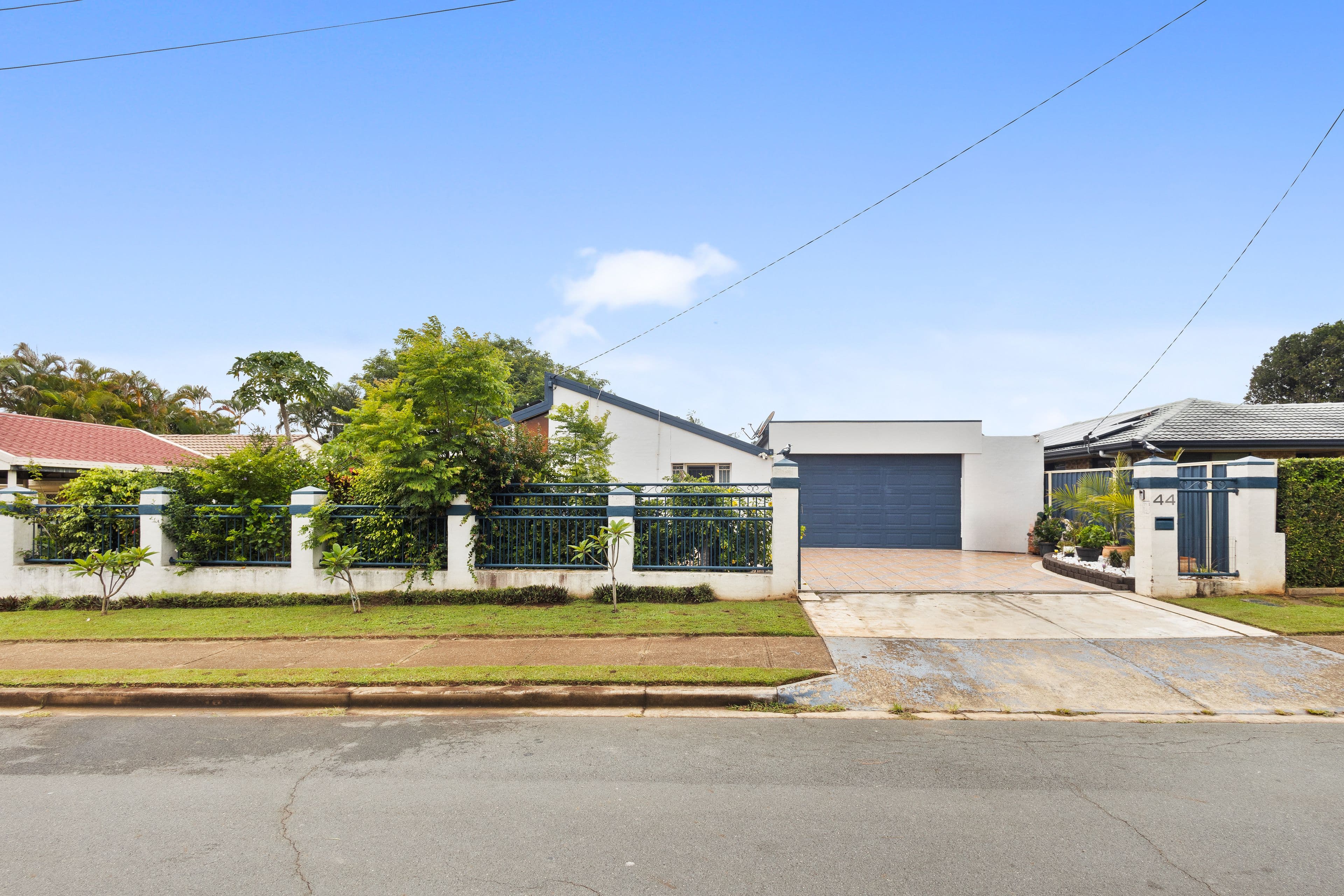 44 Arrakune Crescent, Kallangur QLD 4503, Kallangur - Thumbnail 2
