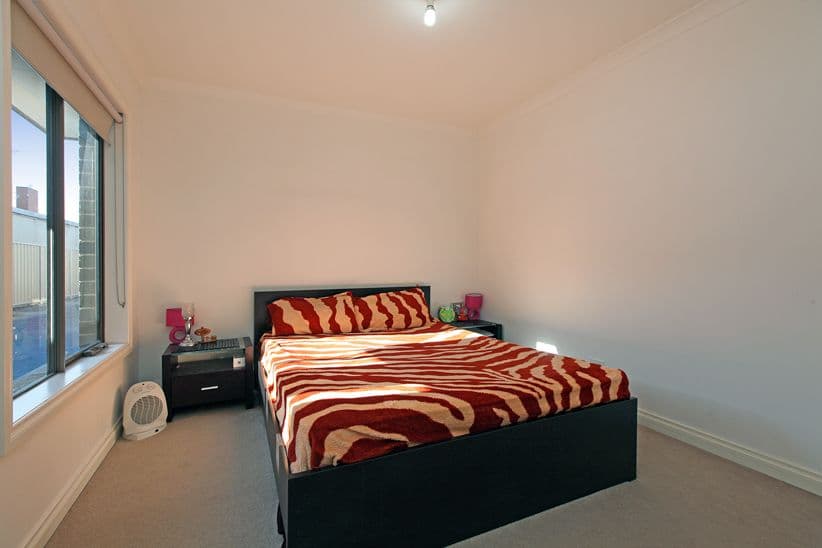 19 Poplar Street, Thomastown VIC 3074, Thomastown - Thumbnail 4