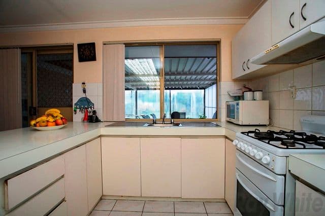 35 Columbia Way, BEECHBORO WA 6063, Beechboro - Thumbnail 3