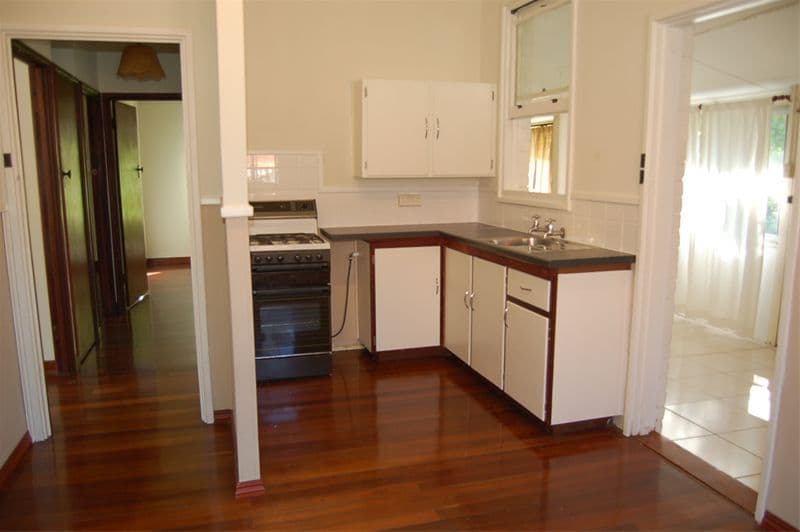 11  Alvah Street, ST JAMES WA 6102, St James - Thumbnail 3