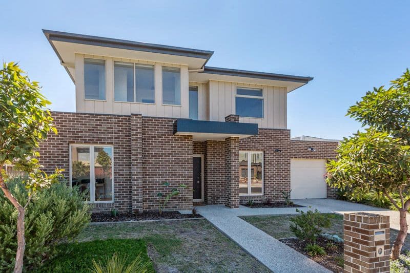 1/84 Lennon Boulevard, Point Cook - Image 1
