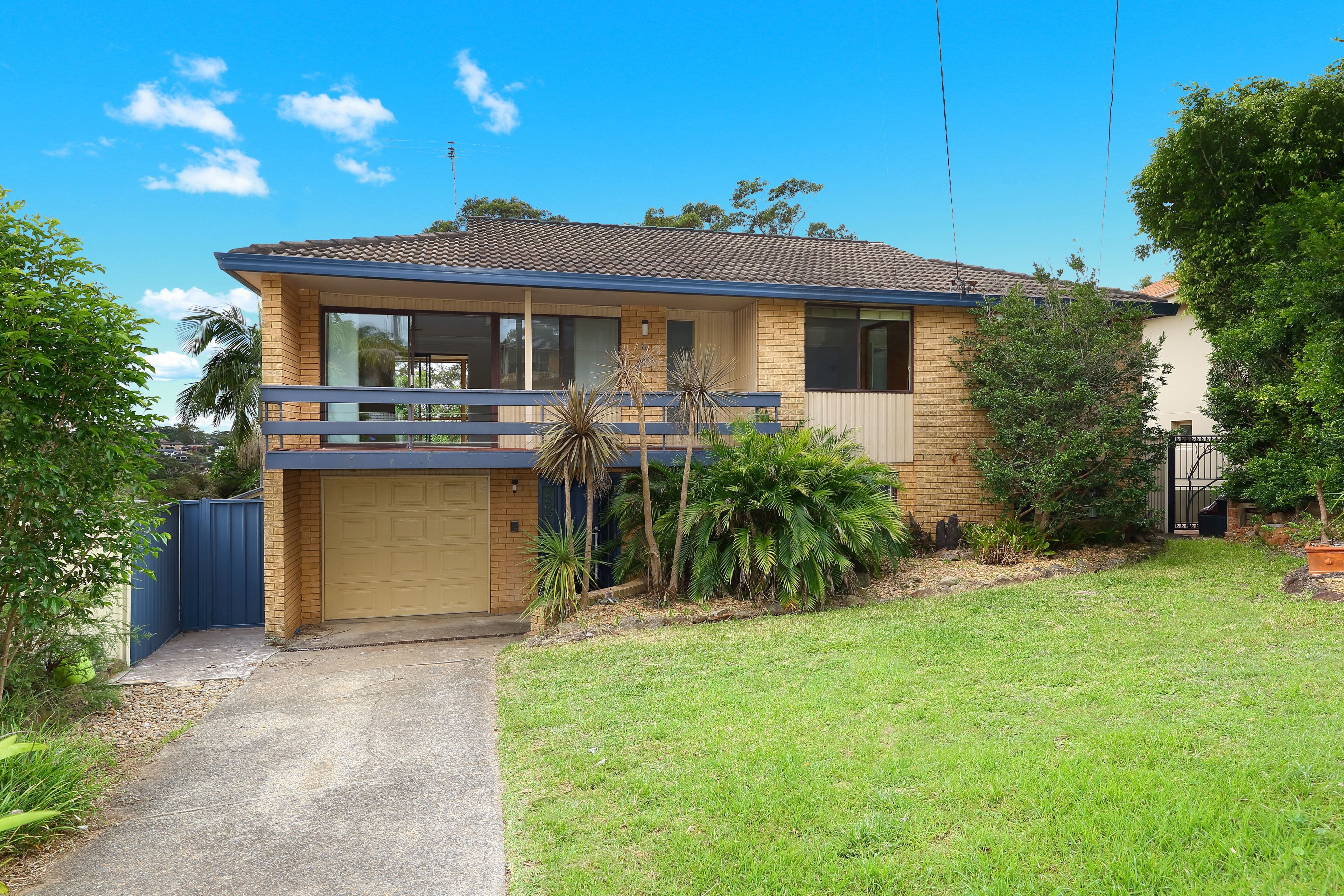 8 Illinga Place, Lugarno NSW 2210, Lugarno - Image 1