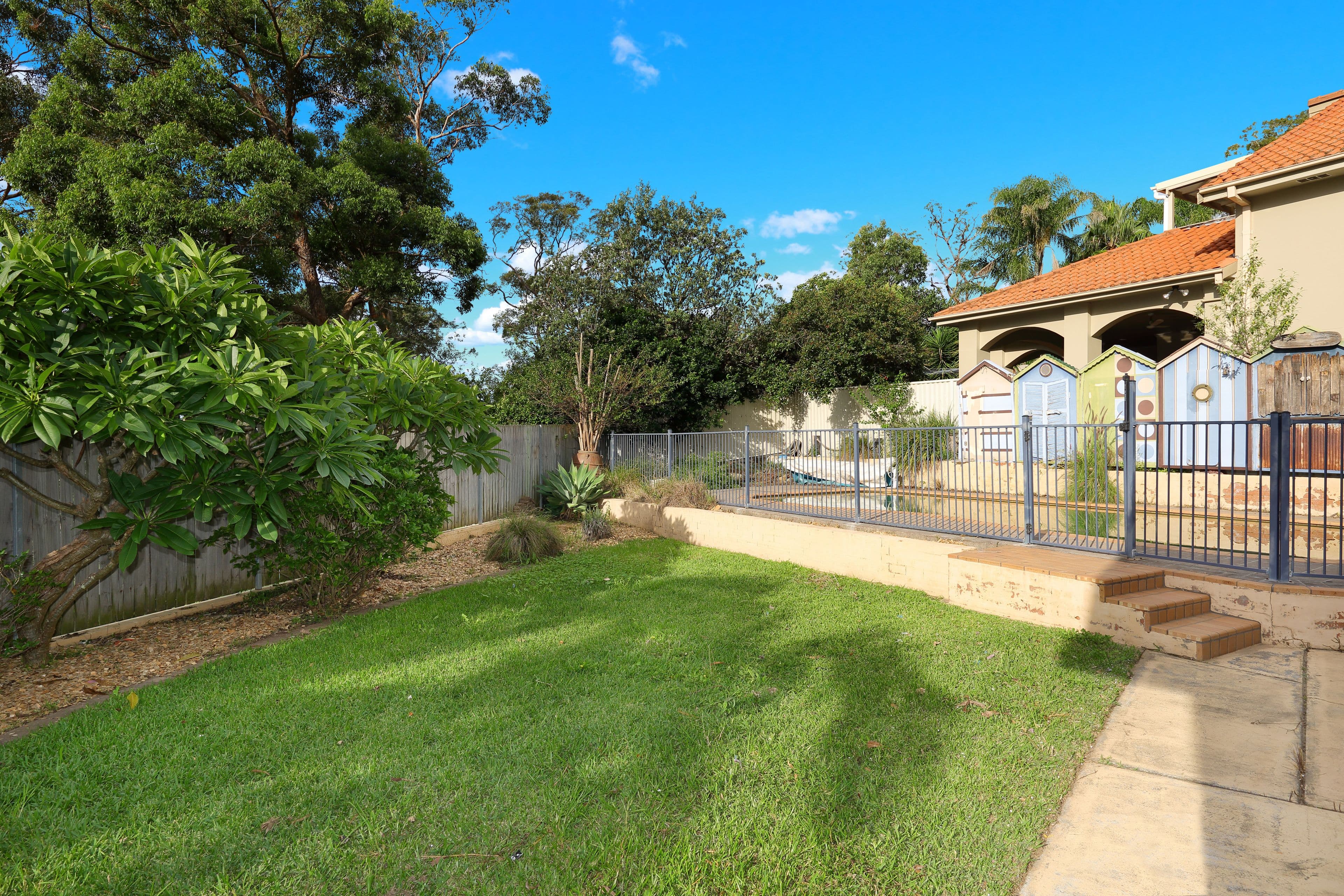 8 Illinga Place, Lugarno NSW 2210, Lugarno - Thumbnail 2